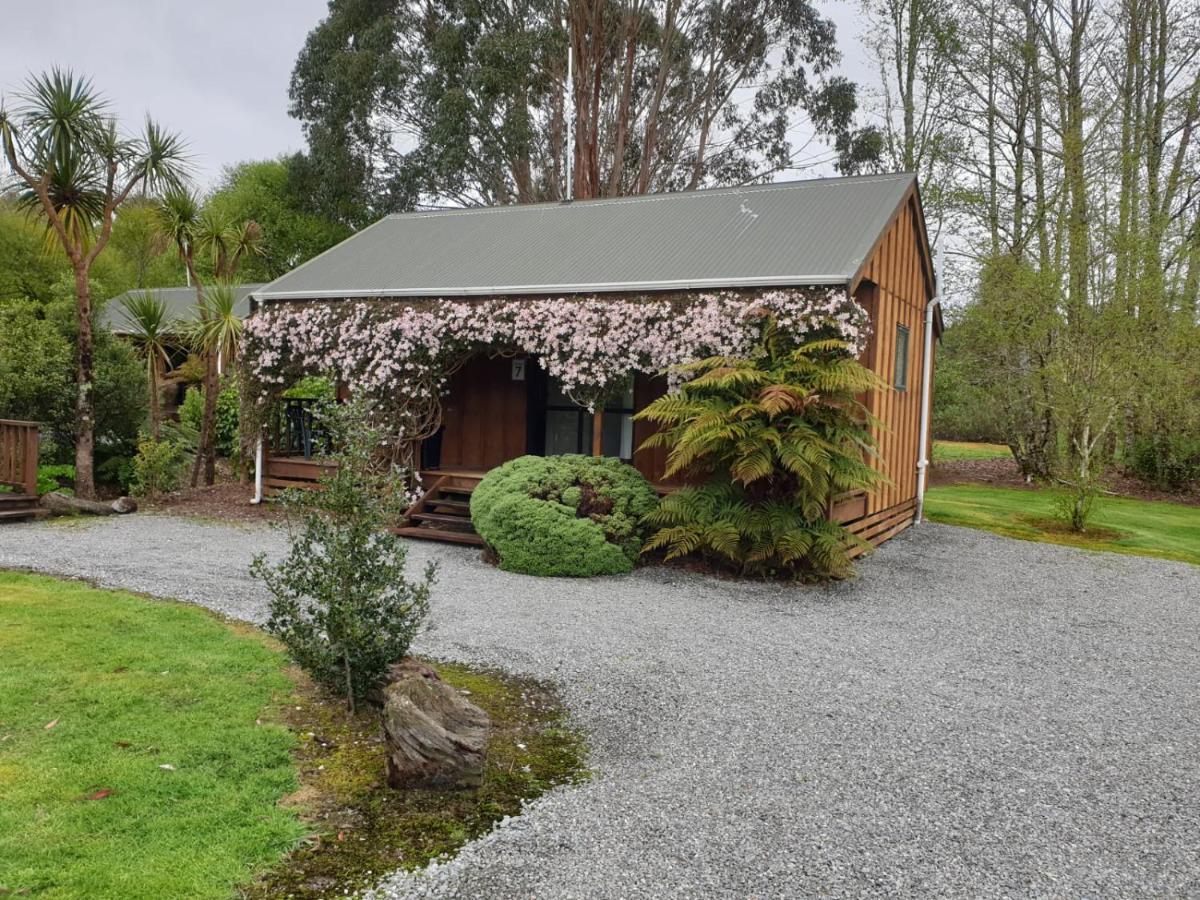 Lake Brunner Country Motel & Holiday Park Moana Exterior foto